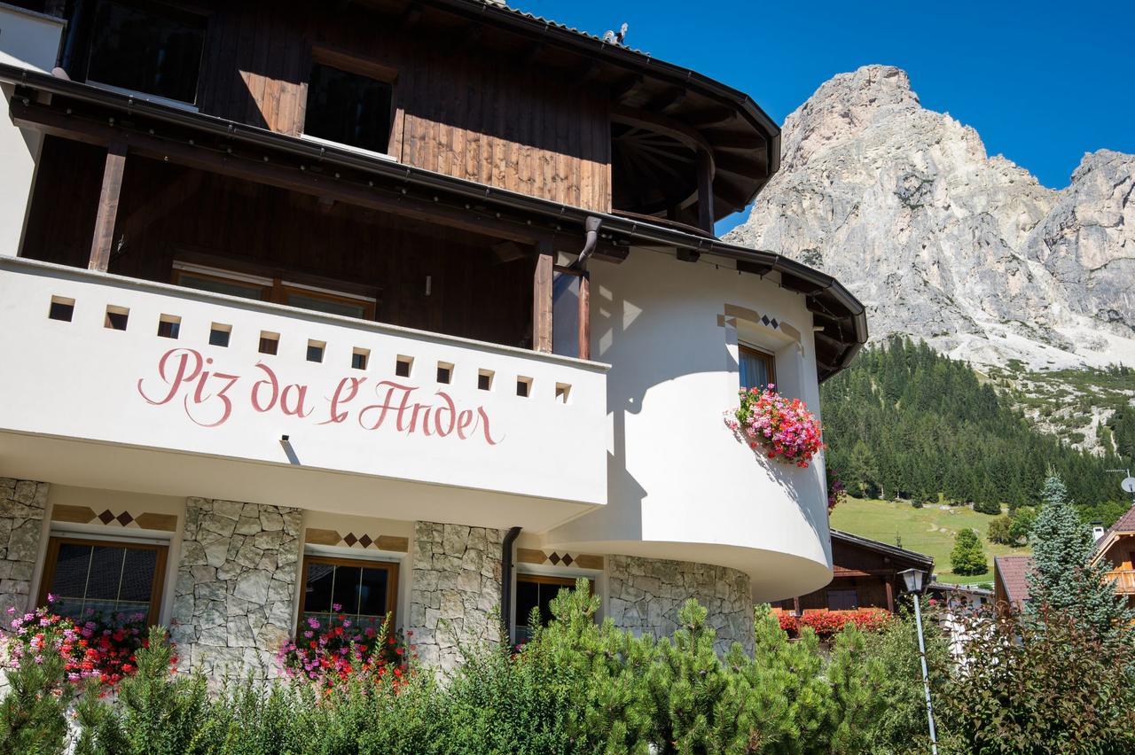 Garni Piz Da L'Ander Hotel Corvara In Badia Bagian luar foto